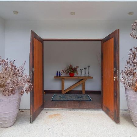 Villa Nambung Selong Belanak Esterno foto