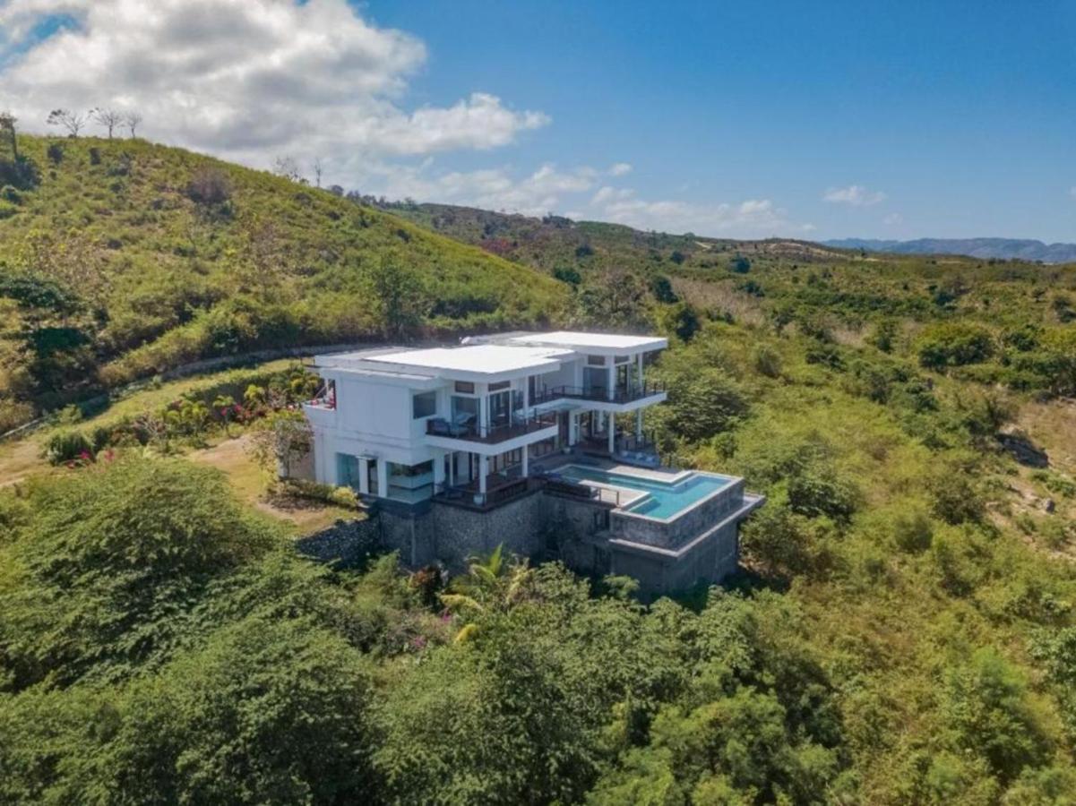 Villa Nambung Selong Belanak Esterno foto